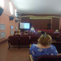 28 июня 2022 года в рамках приоритетного регионального проекта &laquo;Повышение финансовой и налоговой грамотности населения Новгородской области&raquo; в Доме культуры п. Батецкий прошла встреча с населением.